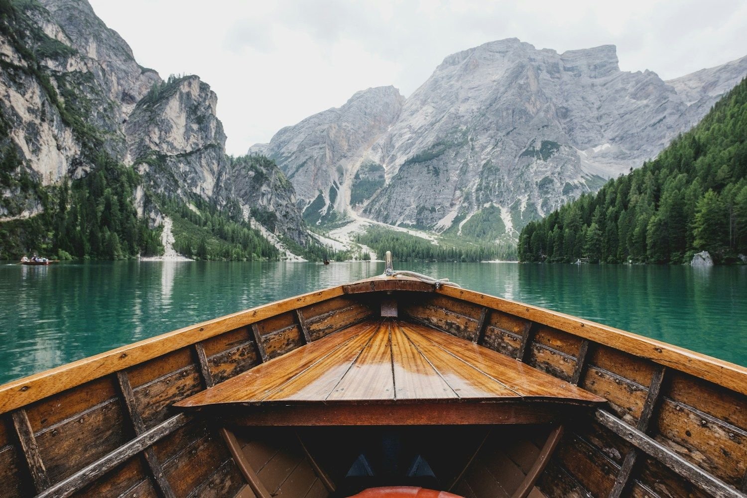 Illustrative lake photography